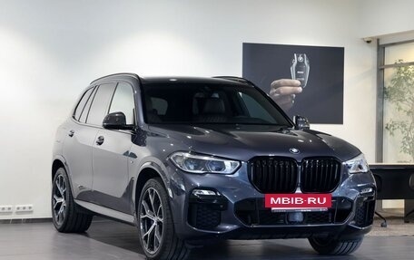 BMW X5, 2021 год, 8 490 000 рублей, 3 фотография