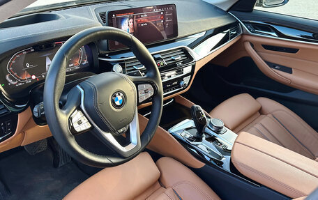 BMW 5 серия, 2021 год, 6 400 000 рублей, 7 фотография
