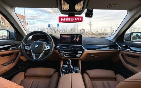 BMW 5 серия, 2021 год, 6 400 000 рублей, 9 фотография