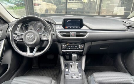 Mazda 6, 2017 год, 1 800 000 рублей, 21 фотография
