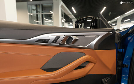 BMW 8 серия, 2019 год, 7 450 000 рублей, 21 фотография