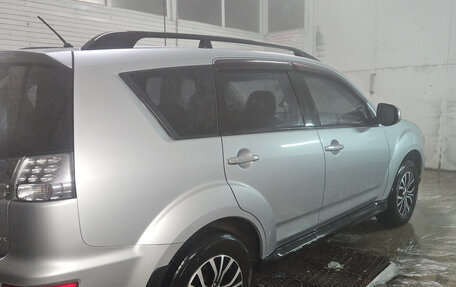 Mitsubishi Outlander III рестайлинг 3, 2011 год, 1 440 000 рублей, 1 фотография