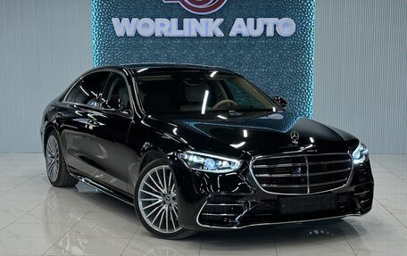 Mercedes-Benz S-Класс, 2023 год, 17 000 000 рублей, 1 фотография