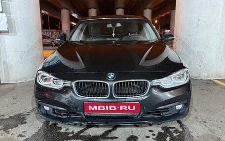 BMW 3 серия, 2018 год, 2 100 000 рублей, 1 фотография