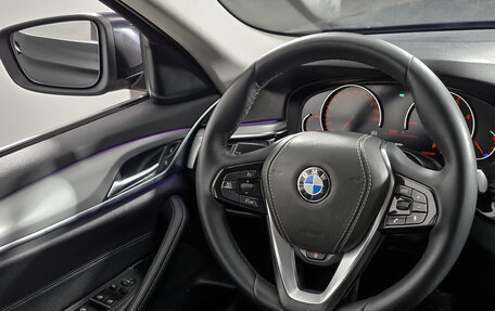 BMW 5 серия, 2018 год, 2 499 000 рублей, 13 фотография