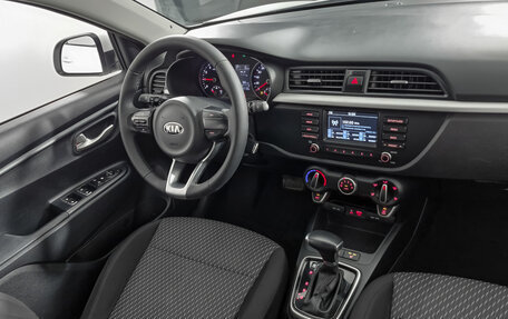 KIA Rio IV, 2017 год, 1 169 000 рублей, 14 фотография