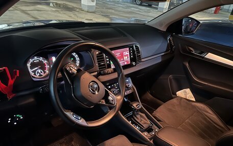 Skoda Karoq I, 2021 год, 2 380 000 рублей, 2 фотография