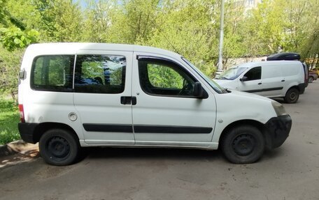 Peugeot Partner II рестайлинг 2, 2010 год, 555 000 рублей, 4 фотография