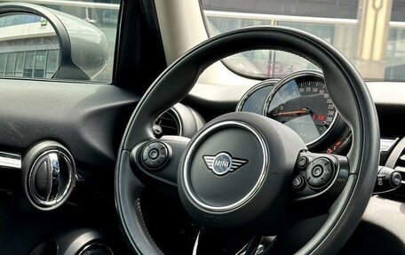 MINI Hatch, 2021 год, 1 678 000 рублей, 9 фотография