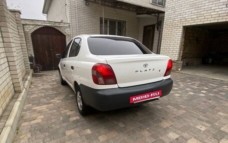 Toyota Platz, 2000 год, 390 000 рублей, 4 фотография