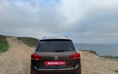 Volkswagen Touareg III, 2012 год, 2 000 000 рублей, 3 фотография