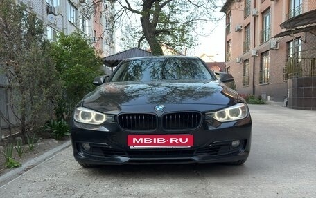 BMW 3 серия, 2012 год, 1 950 000 рублей, 4 фотография