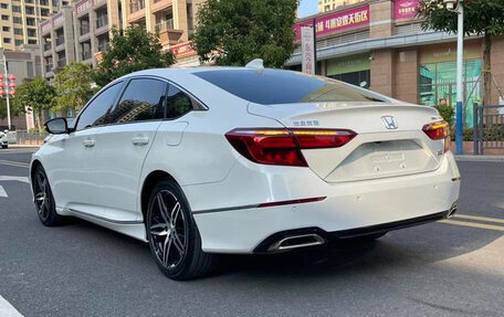 Honda Inspire, 2022 год, 2 330 000 рублей, 2 фотография