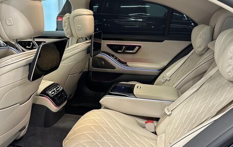 Mercedes-Benz S-Класс, 2023 год, 17 000 000 рублей, 10 фотография