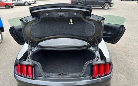 Ford Mustang VI рестайлинг, 2018 год, 3 400 000 рублей, 11 фотография