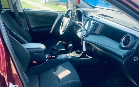 Toyota RAV4, 2018 год, 2 800 000 рублей, 7 фотография