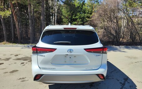 Toyota Highlander, 2025 год, 5 550 000 рублей, 4 фотография