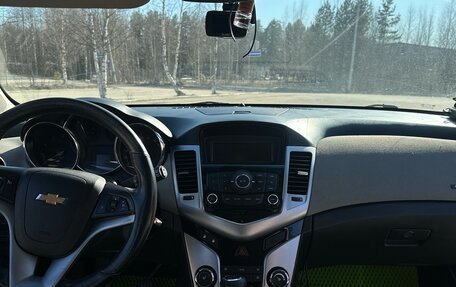 Chevrolet Cruze II, 2012 год, 600 000 рублей, 6 фотография