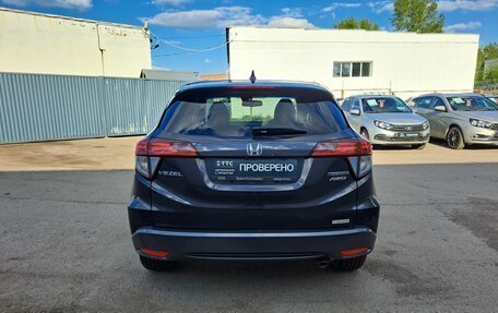 Honda Vezel, 2017 год, 1 850 000 рублей, 7 фотография