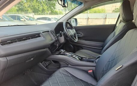 Honda Vezel, 2017 год, 1 850 000 рублей, 13 фотография