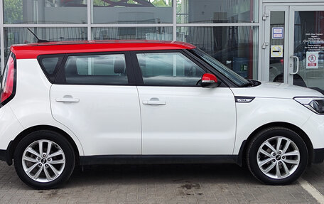 KIA Soul II рестайлинг, 2018 год, 1 799 000 рублей, 5 фотография