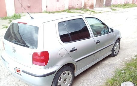 Volkswagen Polo III рестайлинг, 2001 год, 250 000 рублей, 3 фотография