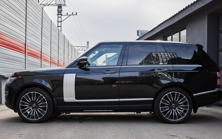 Land Rover Range Rover IV рестайлинг, 2019 год, 9 800 000 рублей, 3 фотография