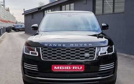 Land Rover Range Rover IV рестайлинг, 2019 год, 9 800 000 рублей, 2 фотография