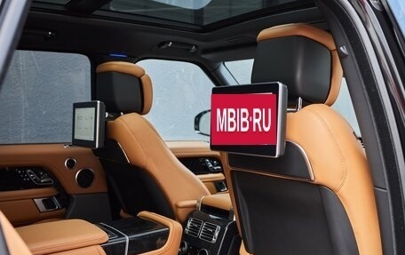 Land Rover Range Rover IV рестайлинг, 2019 год, 9 800 000 рублей, 14 фотография