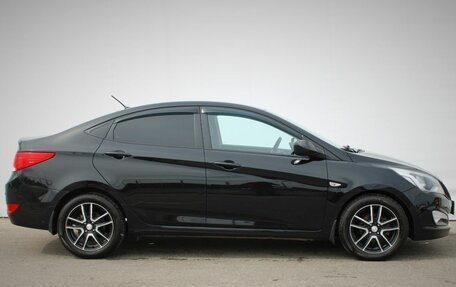 Hyundai Solaris II рестайлинг, 2016 год, 990 000 рублей, 8 фотография
