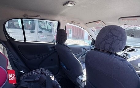 Toyota Vitz, 2001 год, 470 000 рублей, 8 фотография