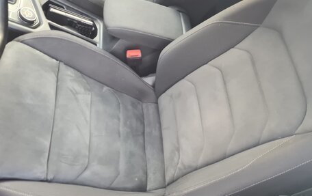 Volkswagen Tiguan II, 2018 год, 2 200 000 рублей, 7 фотография