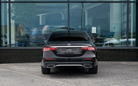Mercedes-Benz E-Класс, 2021 год, 4 330 000 рублей, 4 фотография