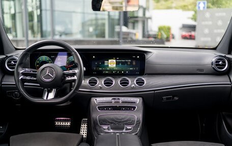 Mercedes-Benz E-Класс, 2021 год, 4 330 000 рублей, 22 фотография
