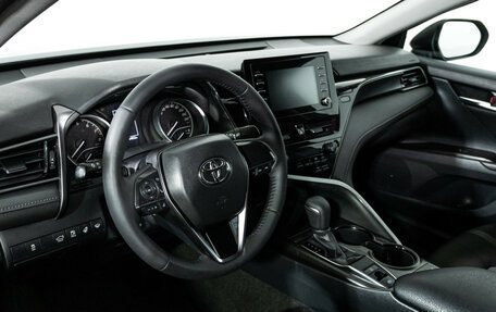 Toyota Camry, 2021 год, 2 449 700 рублей, 11 фотография