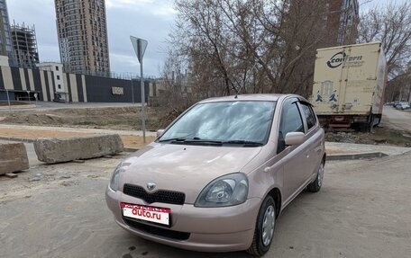 Toyota Vitz, 2000 год, 510 000 рублей, 1 фотография