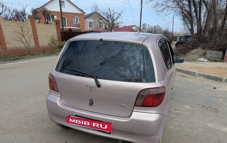 Toyota Vitz, 2000 год, 510 000 рублей, 3 фотография