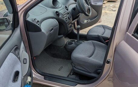 Toyota Vitz, 2000 год, 510 000 рублей, 9 фотография