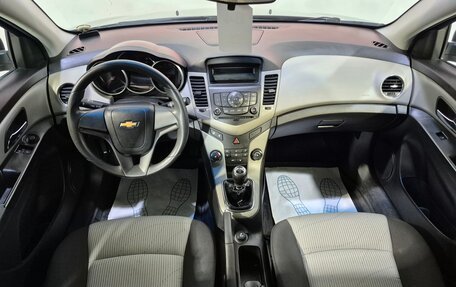 Chevrolet Cruze II, 2012 год, 698 000 рублей, 9 фотография
