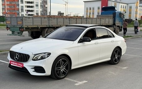Mercedes-Benz E-Класс, 2018 год, 3 600 000 рублей, 2 фотография