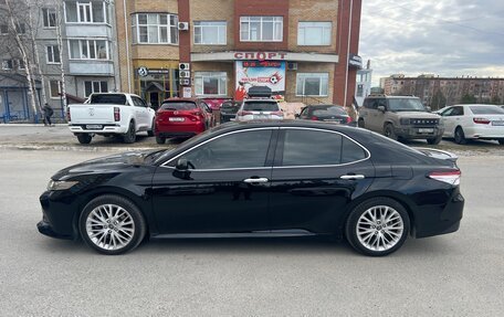 Toyota Camry, 2019 год, 3 400 000 рублей, 4 фотография