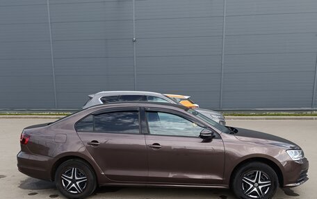 Volkswagen Jetta VI, 2018 год, 1 390 000 рублей, 2 фотография
