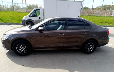 Volkswagen Jetta VI, 2018 год, 1 390 000 рублей, 4 фотография