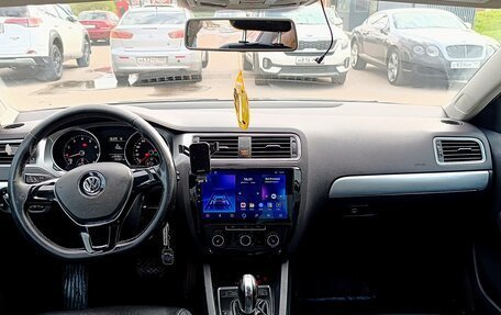 Volkswagen Jetta VI, 2018 год, 1 390 000 рублей, 8 фотография