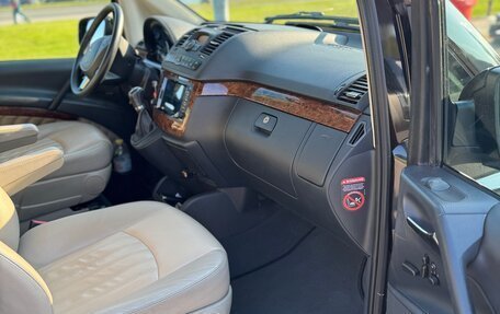 Mercedes-Benz Viano, 2014 год, 3 400 000 рублей, 21 фотография