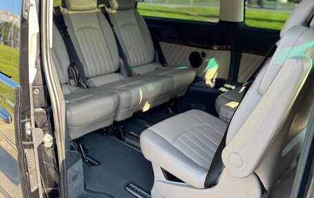 Mercedes-Benz Viano, 2014 год, 3 400 000 рублей, 24 фотография