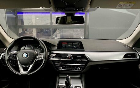 BMW 5 серия, 2018 год, 2 799 000 рублей, 12 фотография