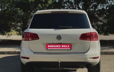 Volkswagen Touareg III, 2011 год, 1 900 000 рублей, 6 фотография