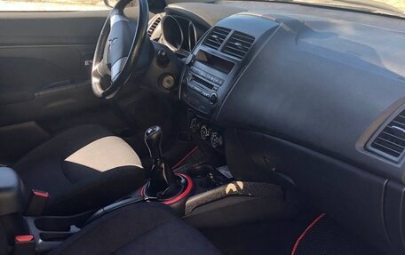 Mitsubishi ASX I рестайлинг, 2011 год, 1 500 000 рублей, 10 фотография