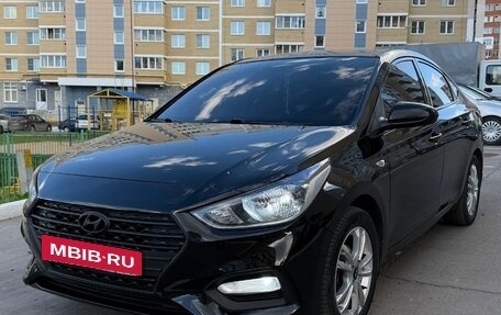Hyundai Solaris II рестайлинг, 2018 год, 1 300 000 рублей, 4 фотография